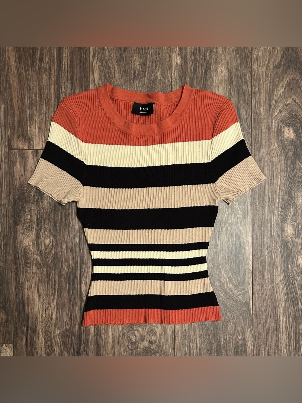 Vici color block Short-Sleeve ribbed Top